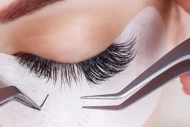 Eyelash-extension